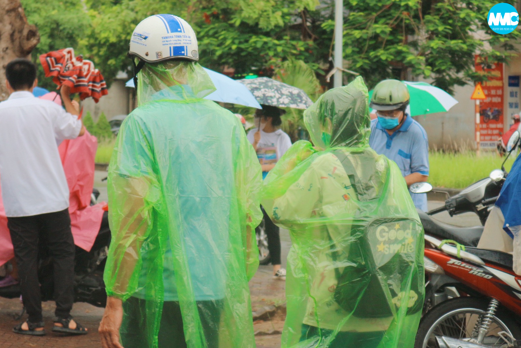 Khi con lớn.